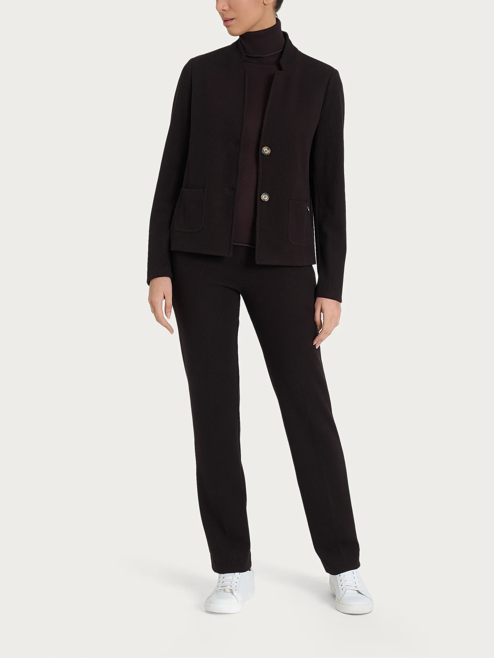 Blazer corto in Velvet - Chocolate Torte - Image 4