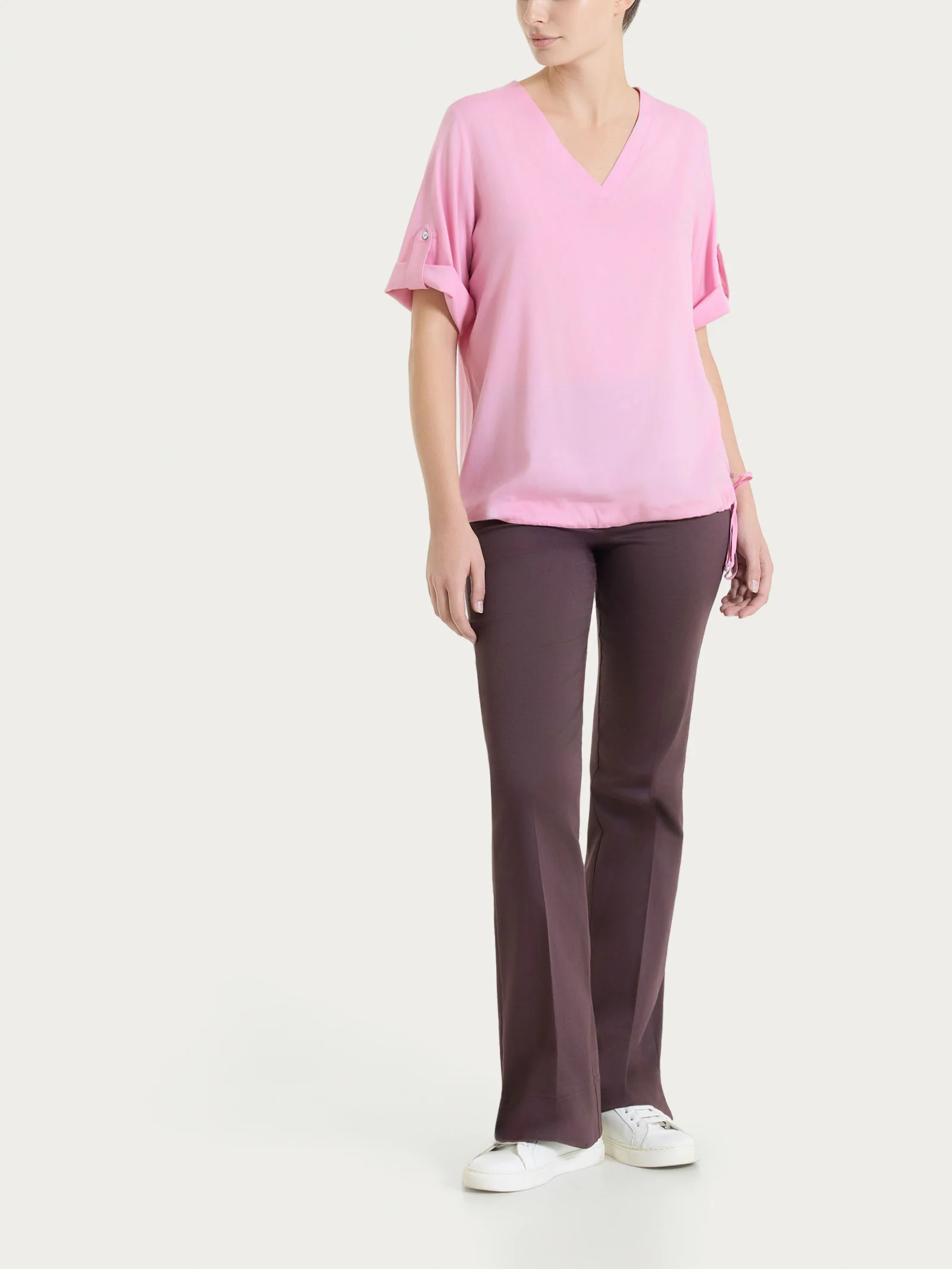 Blusa con scollo a V e manica risvoltabile in Voile Stretch - Cashmere Rose - Image 6