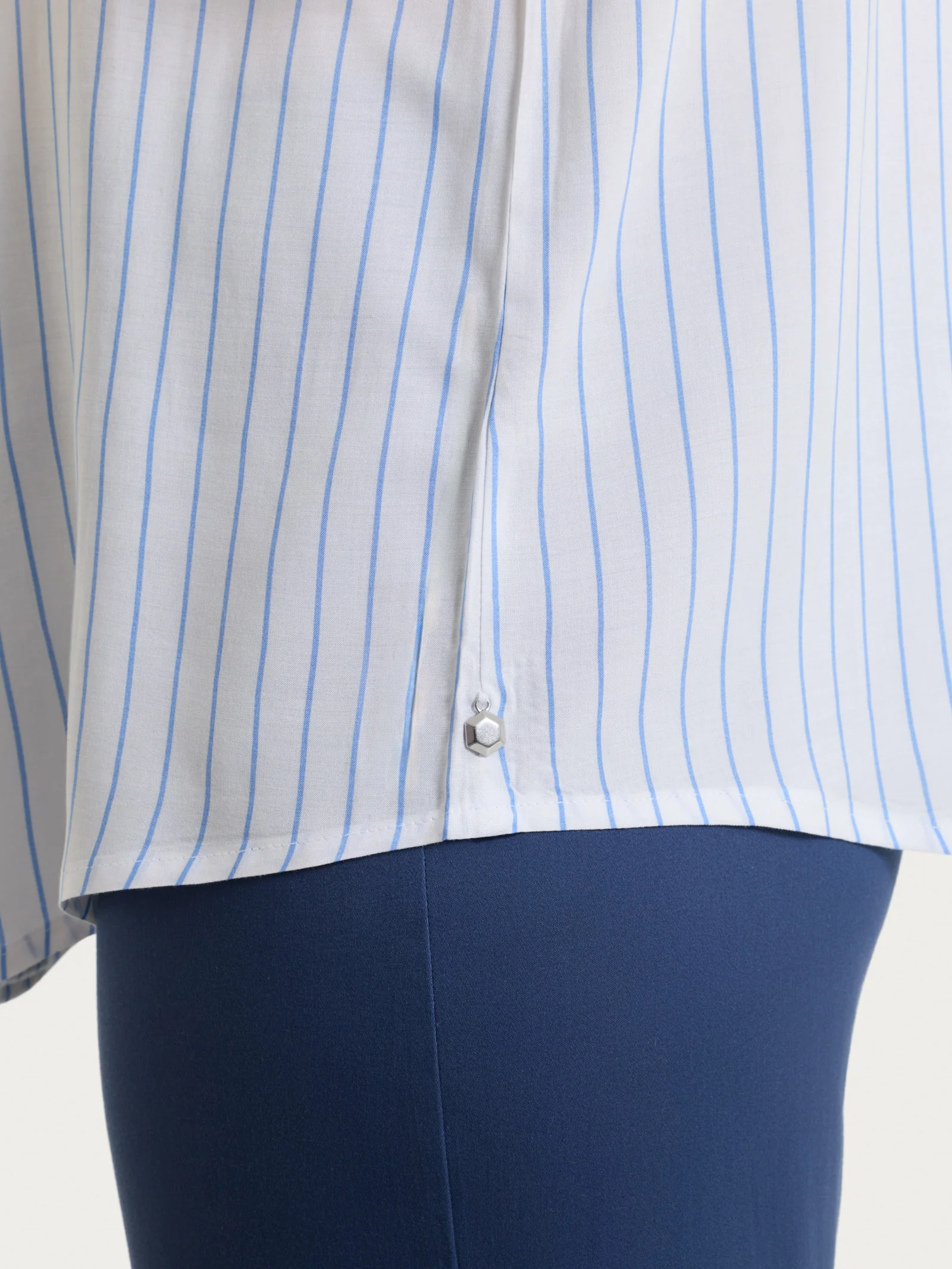 Camicia a righe con manica corta in Ecoseta - Fant. Bel Air Blue - Image 3