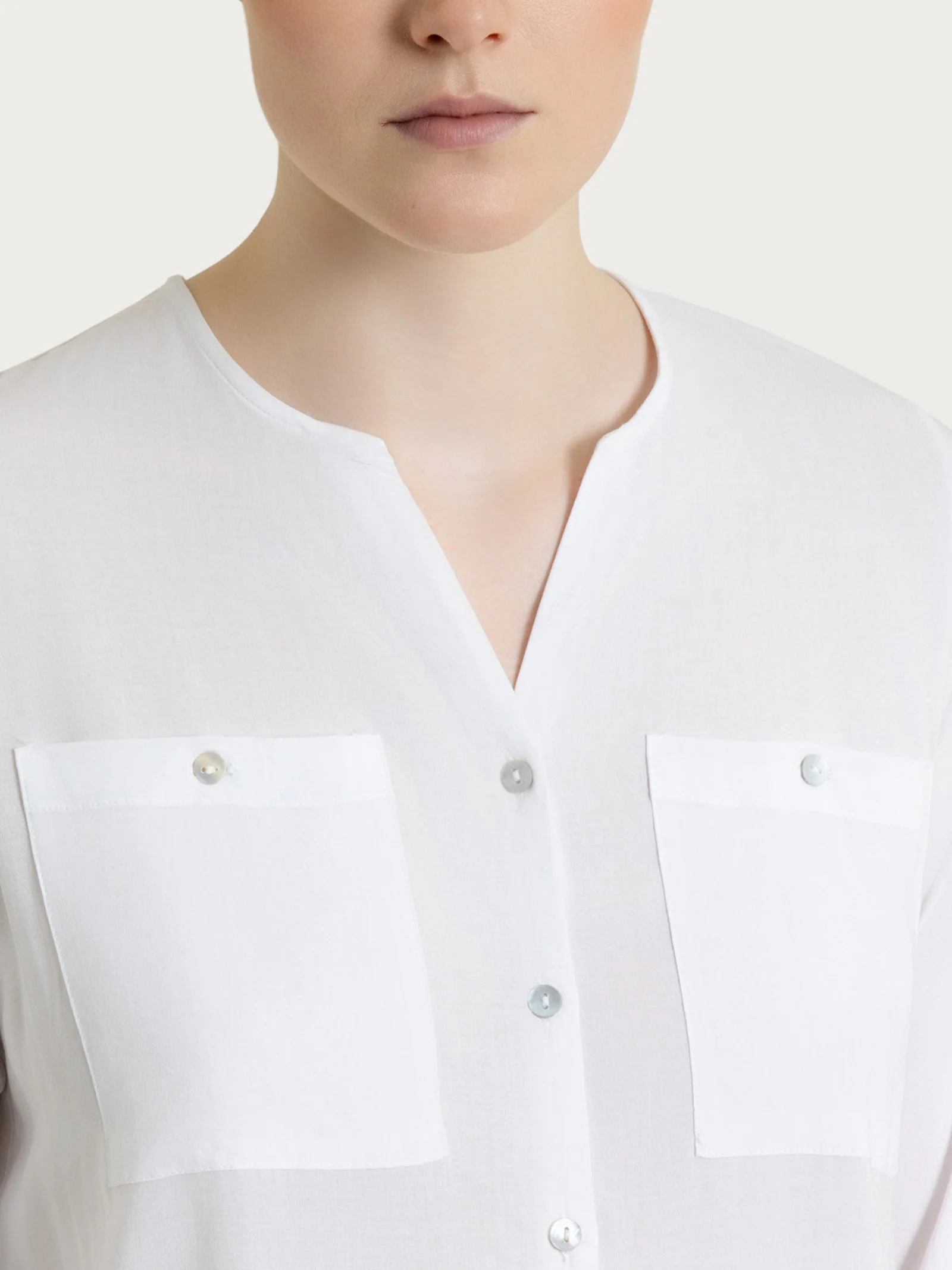 Camicia con manica risvoltabile in Voile Stretch - Bianco - Image 6
