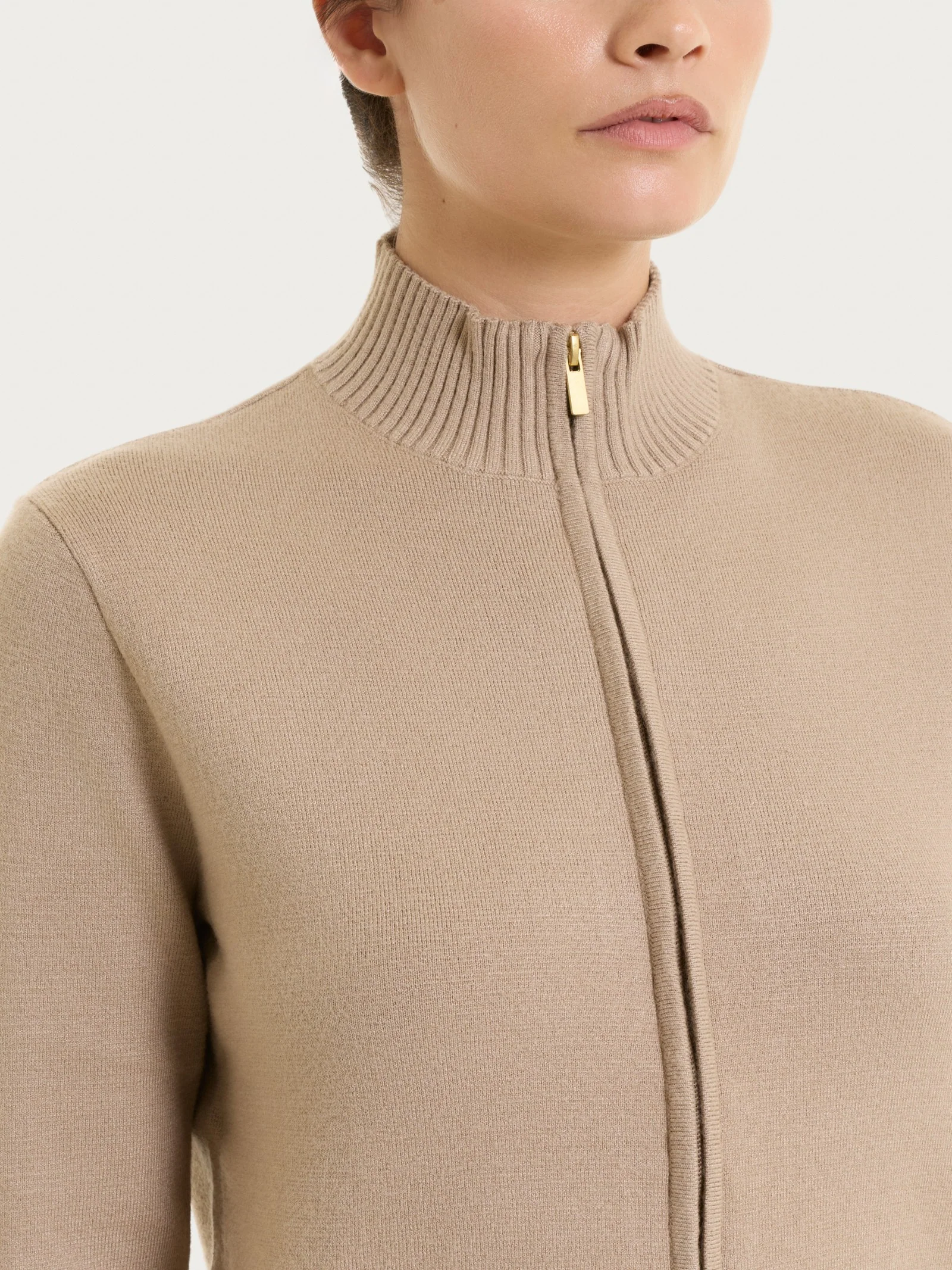 Cardigan con zip asimmetrico in Super soft - Cammello - Image 3