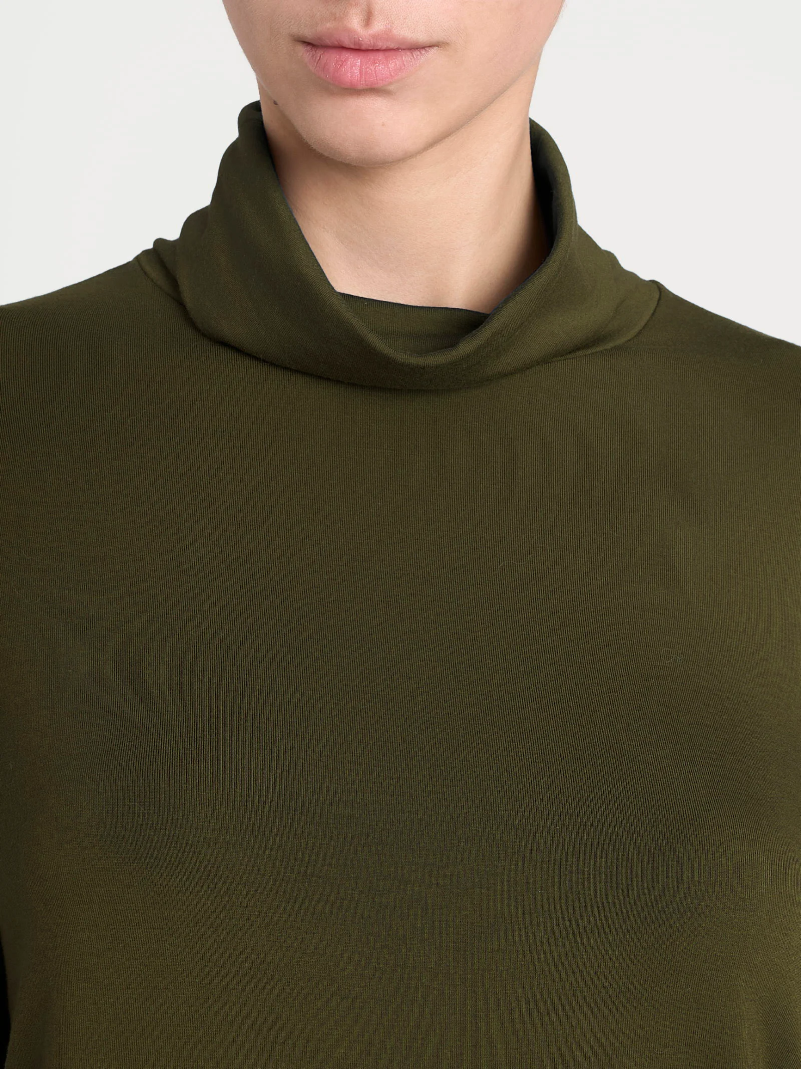 Dolcevita in Eco Viscosa - Dark Olive - Image 3