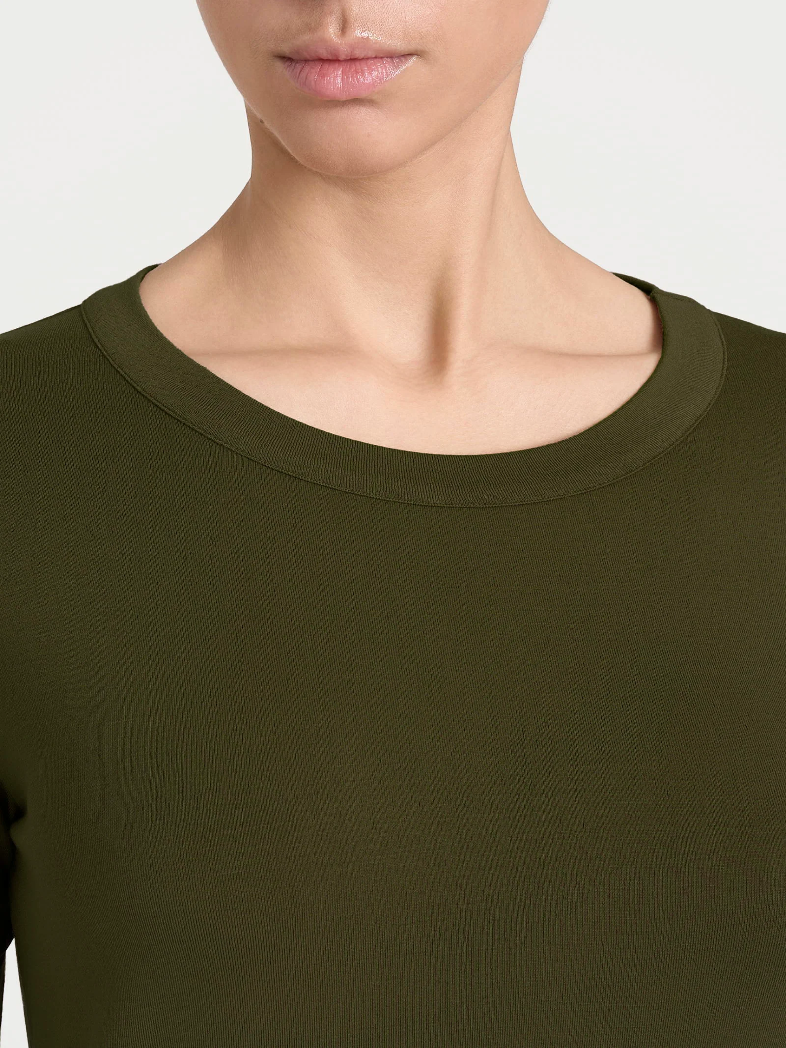 Maglietta girocollo con manica lunga in Eco Viscosa - Dark Olive - Image 3